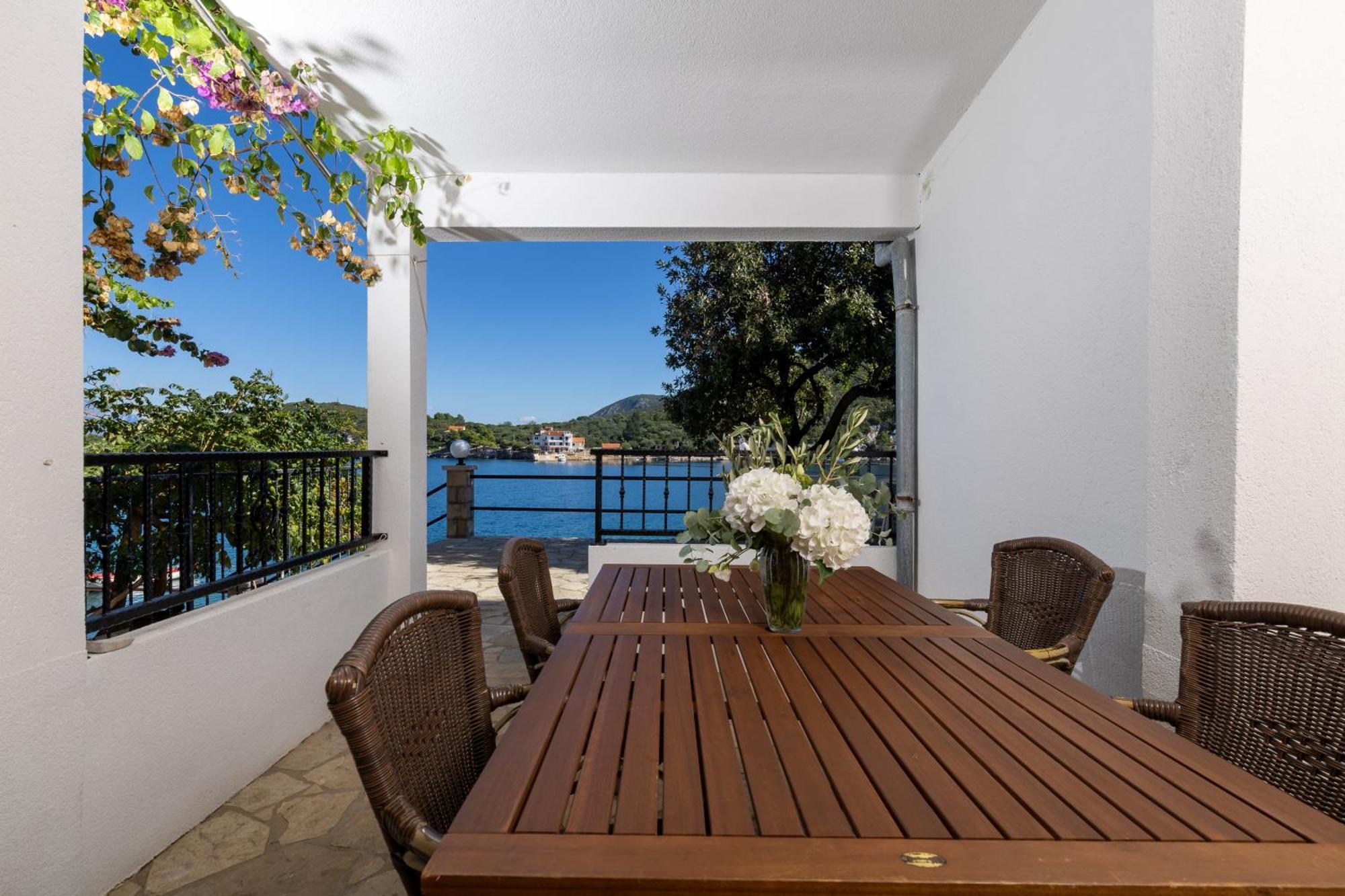 Apartmani Nikola Zastražišće Exteriér fotografie